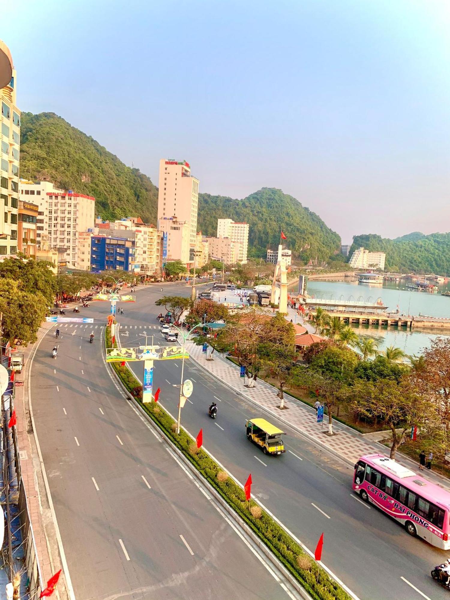 Thu Ha Sea View Hotel Dong Khe Sau Luaran gambar